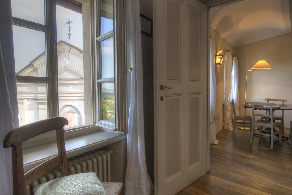 Marchesi Alfieri - Cantine E Ospitalita San Martino Alfieri Стая снимка