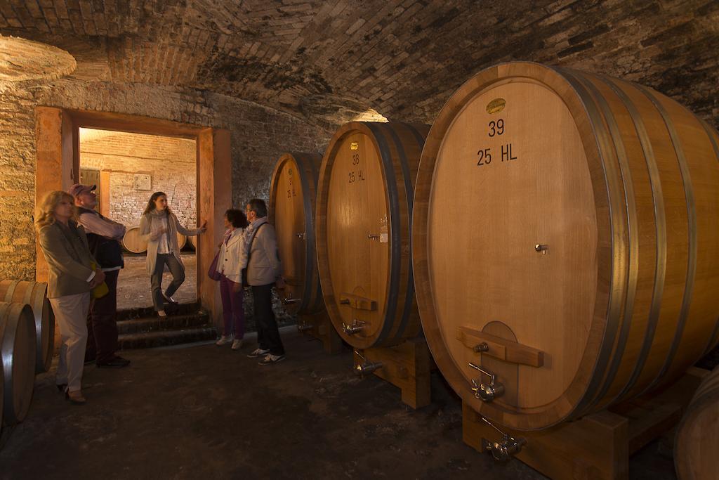 Marchesi Alfieri - Cantine E Ospitalita San Martino Alfieri Екстериор снимка