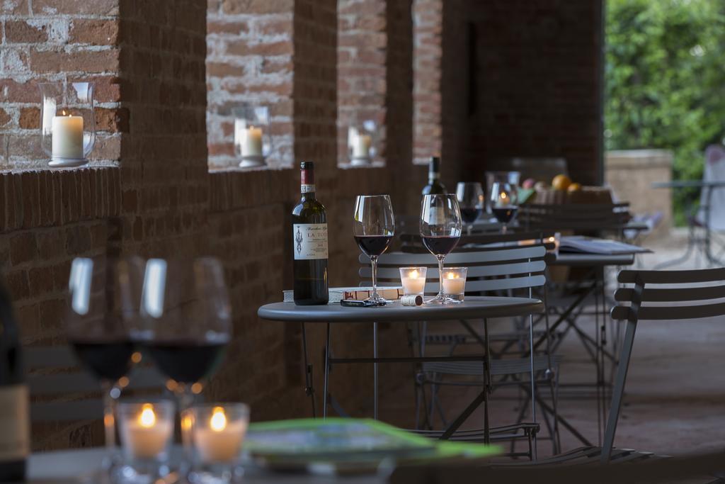 Marchesi Alfieri - Cantine E Ospitalita San Martino Alfieri Екстериор снимка